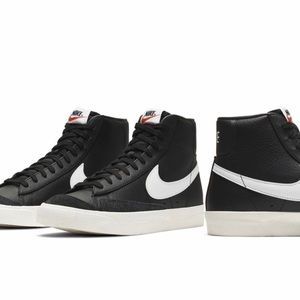 Nike Blazer MID 77